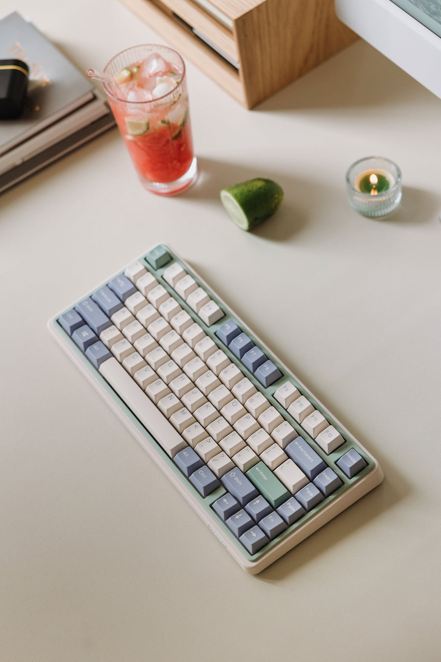 Minilo 75% - Eucalyptus / Kailh Prestige Silent / ANSI